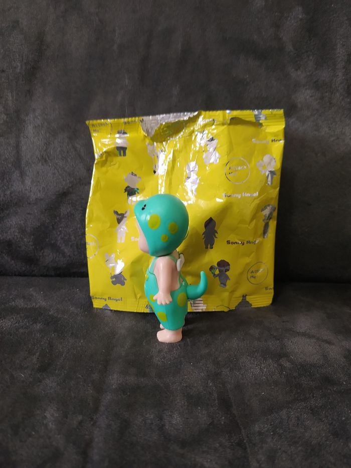 Figurine Sonny Angel Dinosaure - photo numéro 2