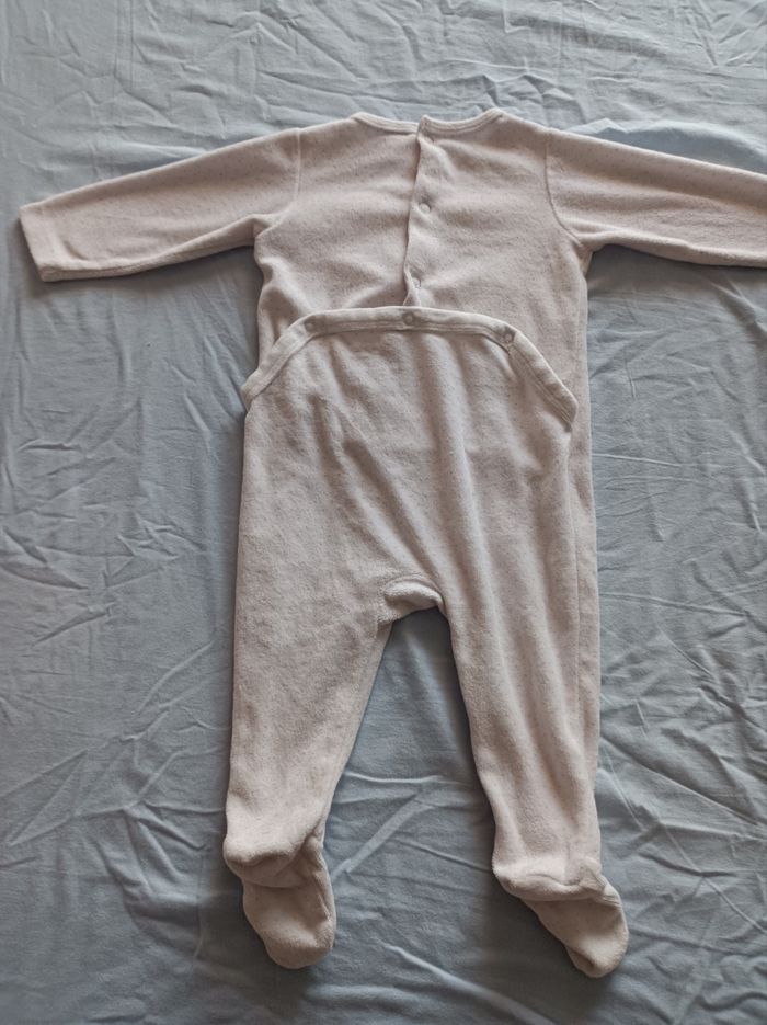 Pyjama velours taille 9 mois - photo numéro 3