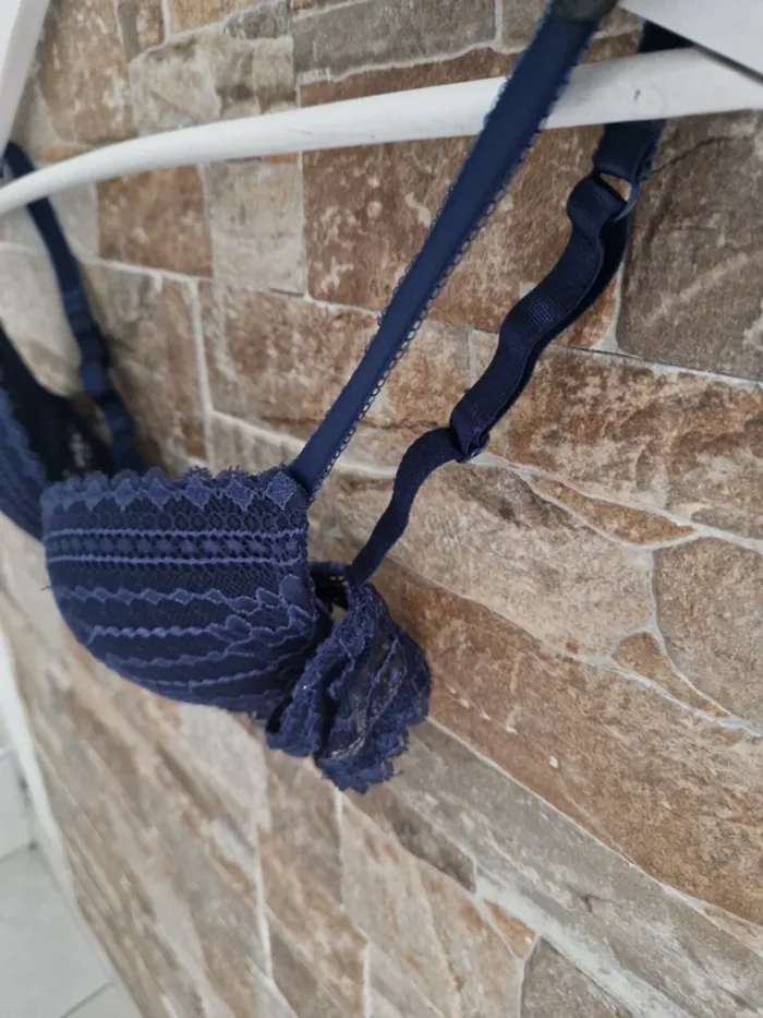 1 soutien-gorge bleu taille 85 B marque ETAM - photo numéro 3