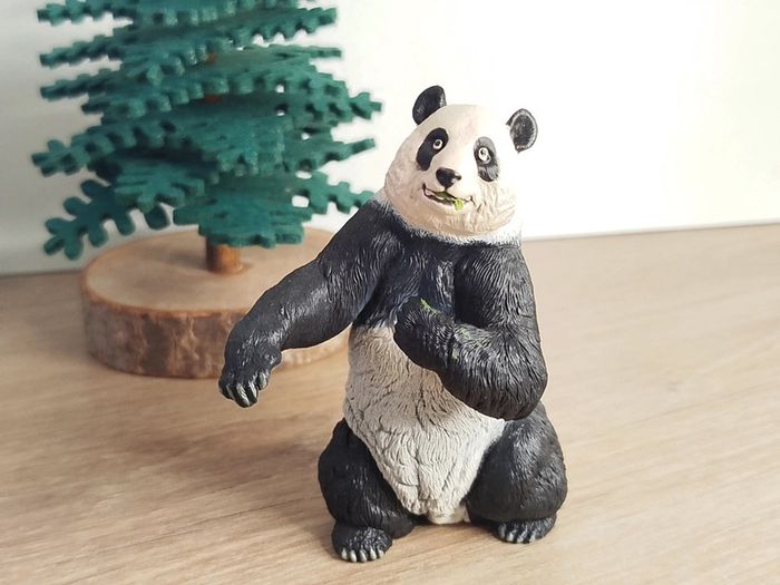 PAPO Panda debout Figurine Animal de la savane