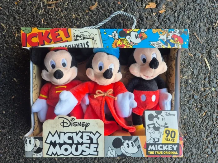 peluche mickey