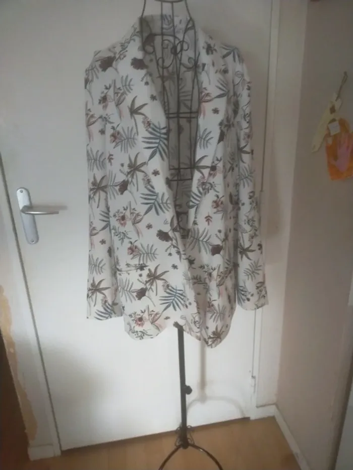 Jolie veste très sympa pour l'été - photo numéro 2