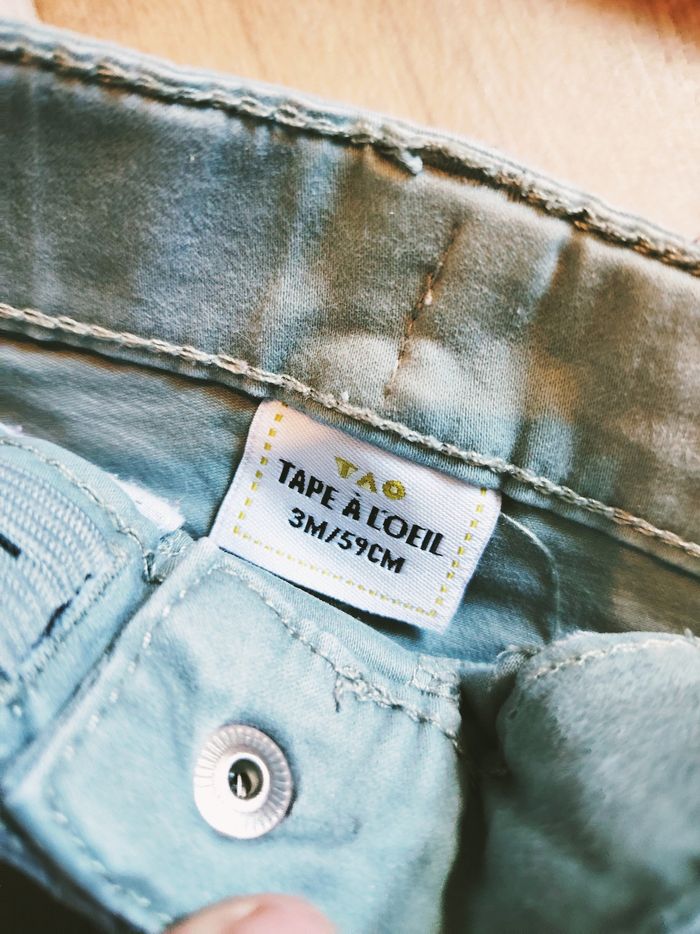 🌴Tape à l'oeil - Ensemble Pantalon toile kaki et sweat motifs feuilles tropicales - Taille 3 mois - photo numéro 7