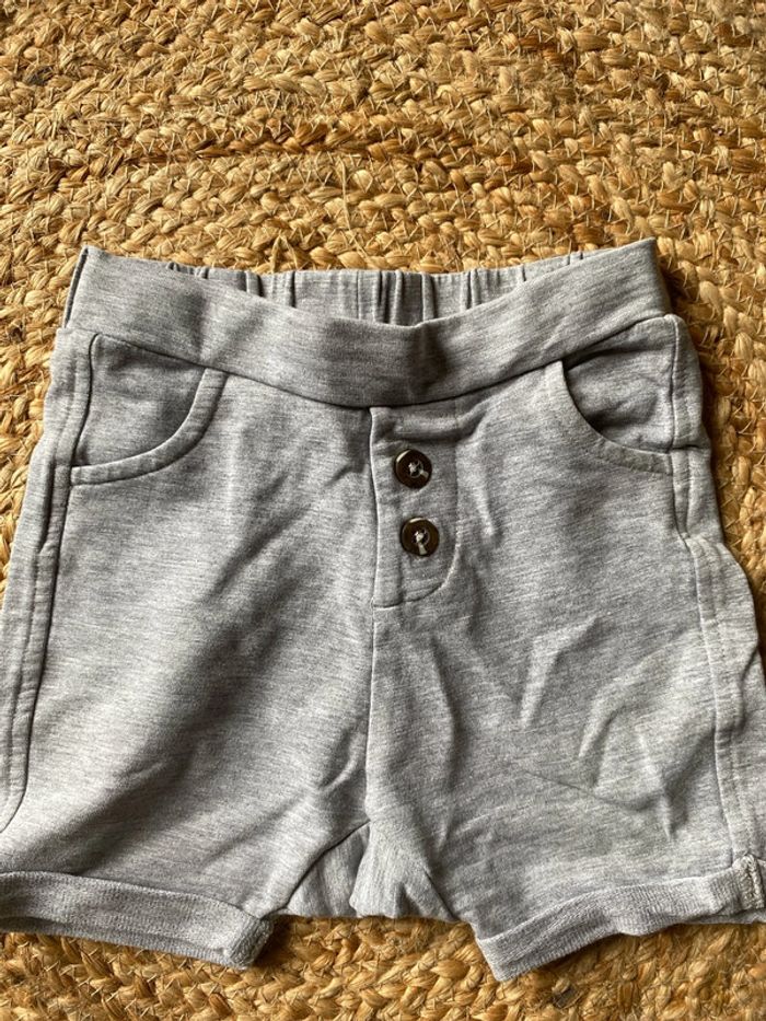Short 18 mois - photo numéro 2