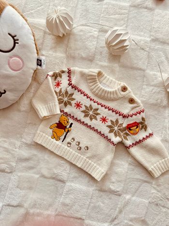 Pull Winnie l’ourson Disney crème taille 3 mois