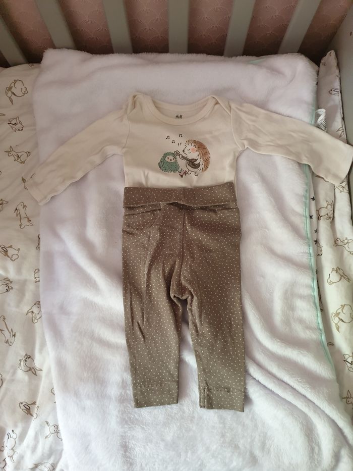 Ensemble body legging bonnet 3 mois