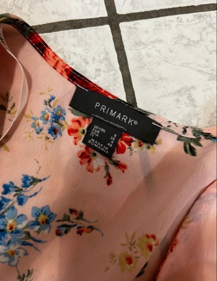 Blouse rose à fleurs – Primark – Taille S - Très bon état - photo numéro 3