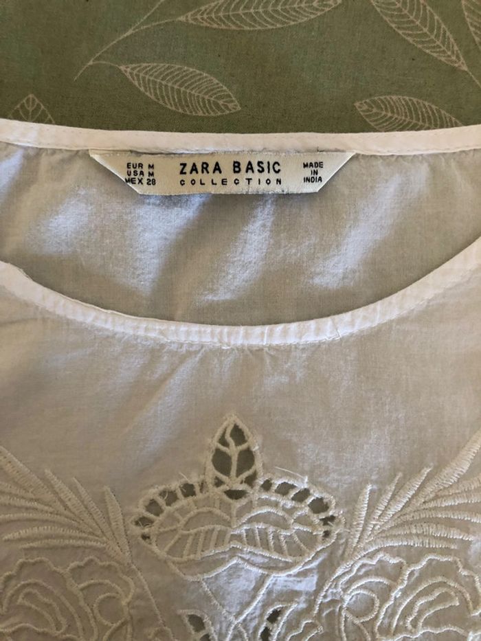 Top blanc brodé épaules dénudées Zara M - photo numéro 5