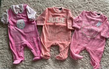 Lot de 3 pyjamas en velours une pièce Kiabi 1 mois