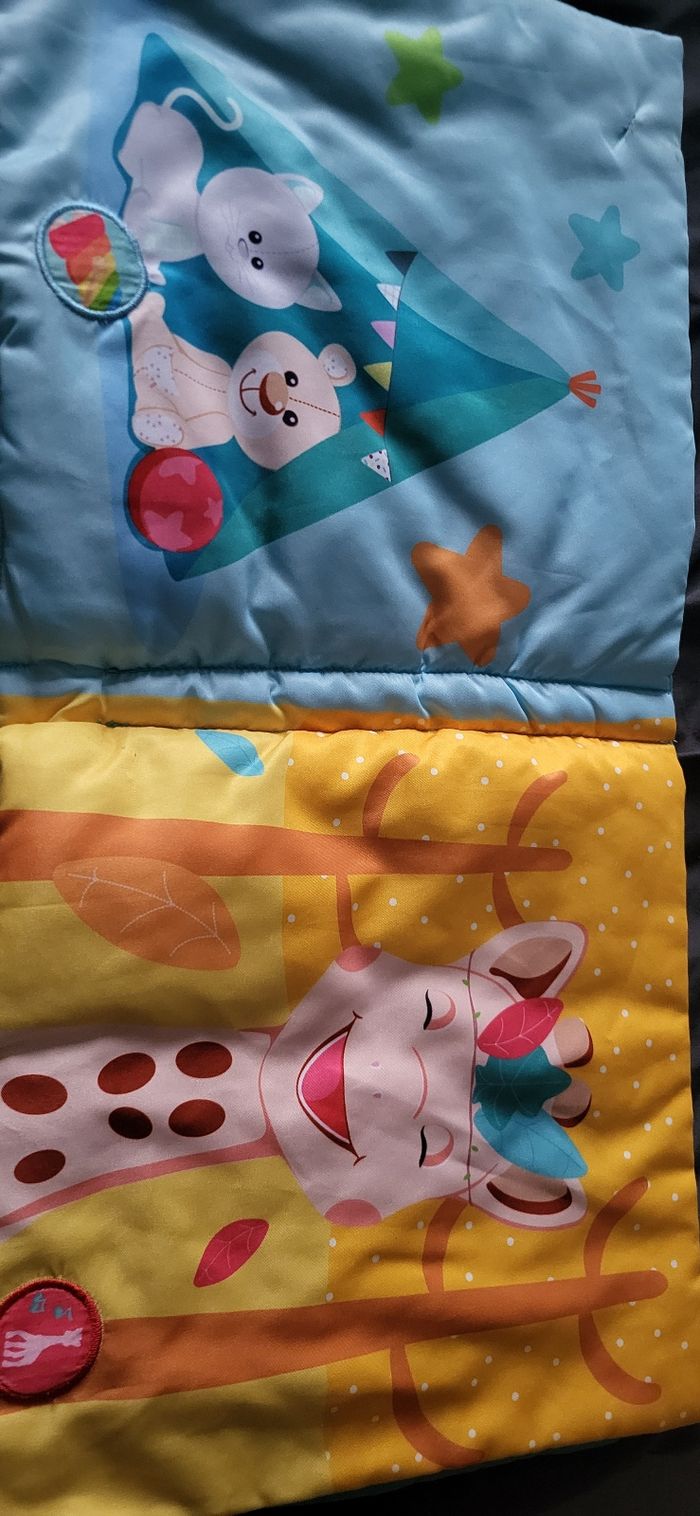 Grand livre + 1 hochet - photo numéro 4