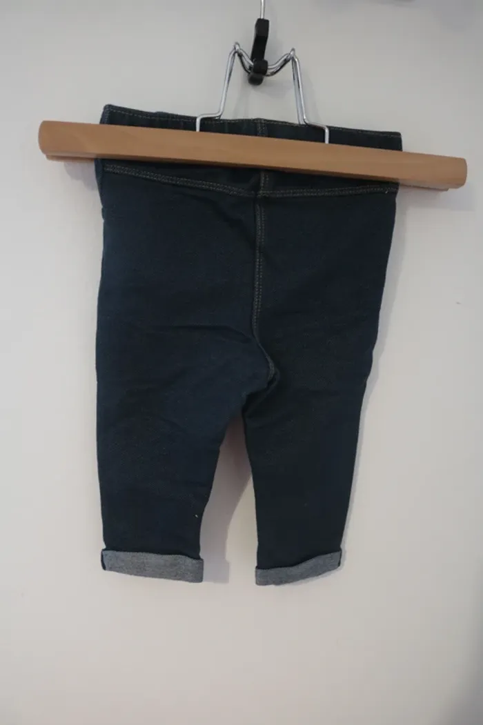 Ensemble haut Grain de blé et pantalon Kiabi 6 mois - photo numéro 3