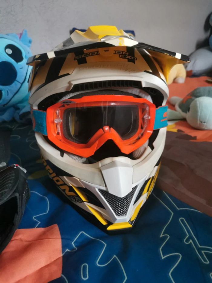 Casque scorpion et lunette + protège dos - photo numéro 5