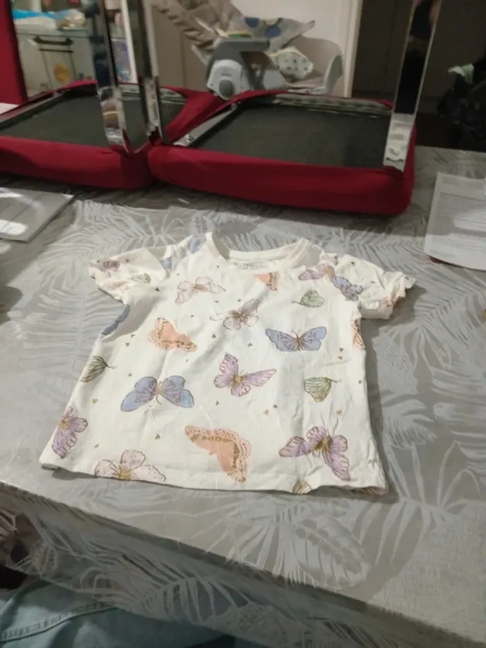 T shirt 4-5 ans