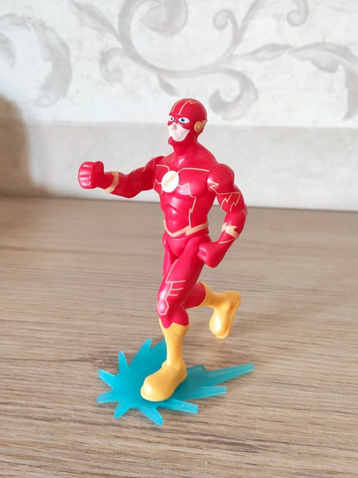 Figurine Flash