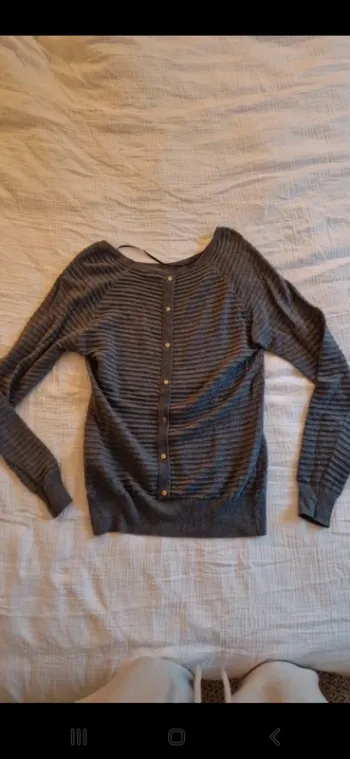 Pull vero moda taille s gris très bon état