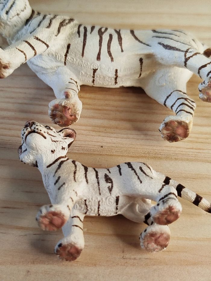 Schleich tigre blanc et son bébé Figurine animal de la savane - photo numéro 4
