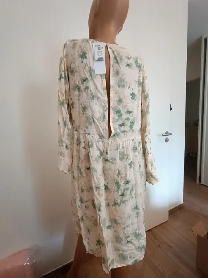 Robe neuve Etam 38 - photo numéro 8