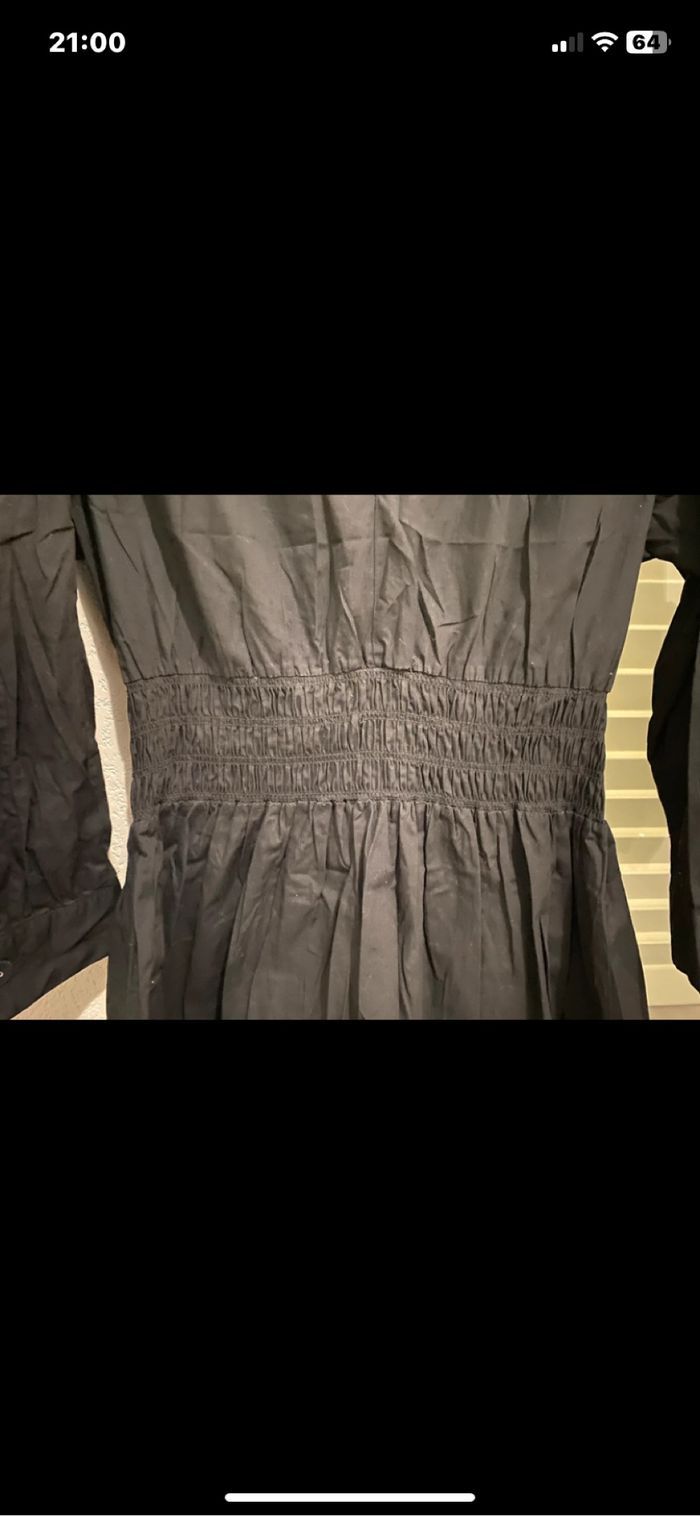 Robe noir - photo numéro 3