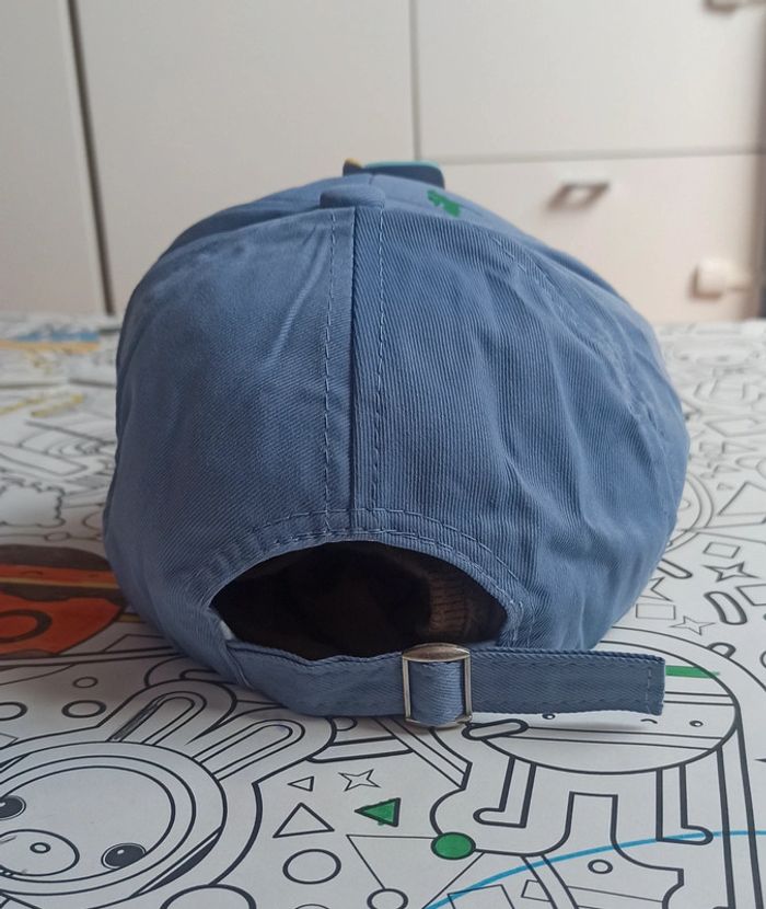 Casquette neuve dinosaure enfant à partir de 3-4 ans : jaune et violet - photo numéro 3