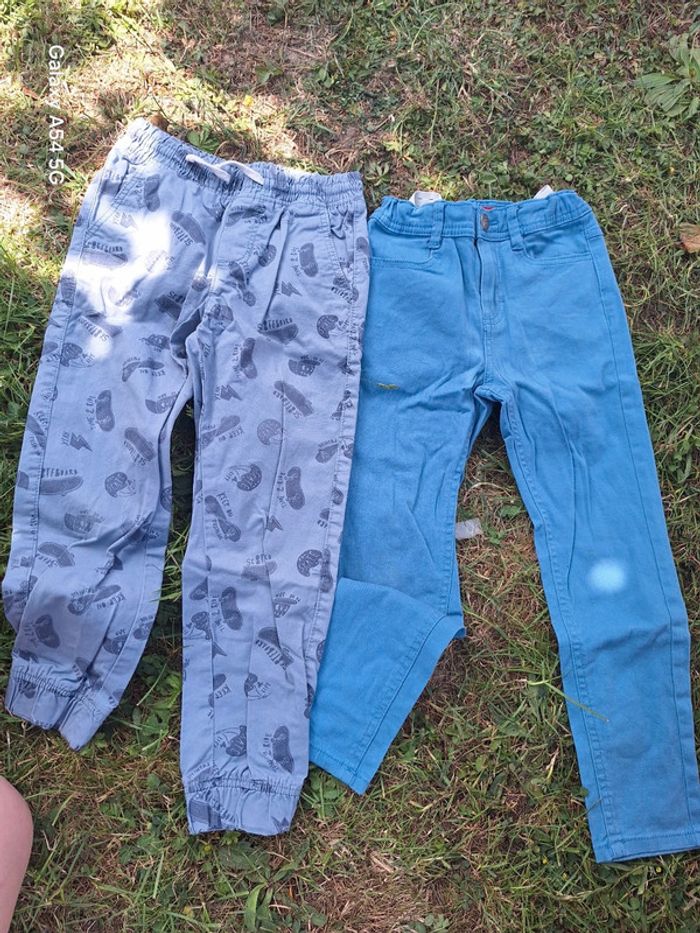 Lot pantalons 7 ans garçon 👦