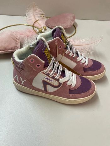 Basket montante fille (neuf) - Taille 31