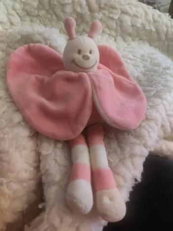 Doudou abeille Bengy rose