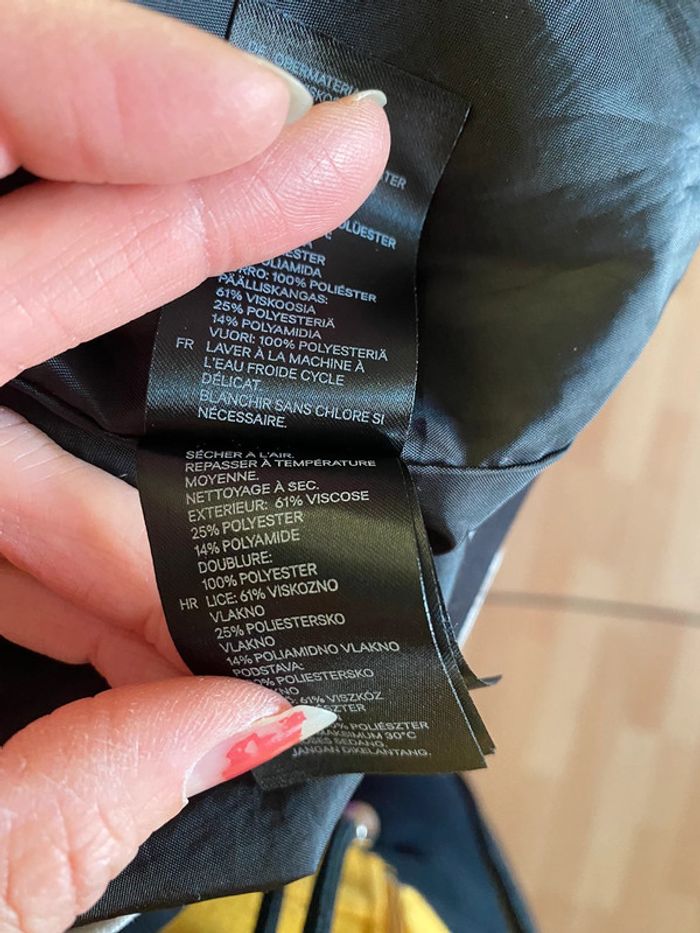 Robe H&M Taille 38 - photo numéro 4
