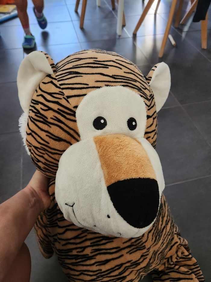 Grosse peluche tigre - photo numéro 2