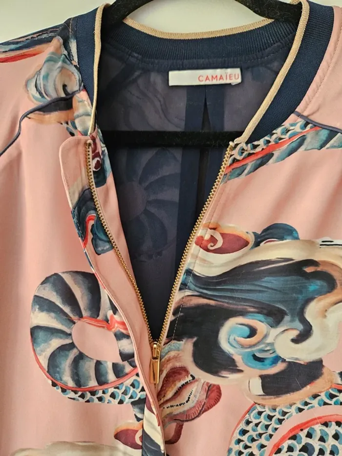 Veste légère rose japonisante Camaïeu taille 38 / M - photo numéro 2