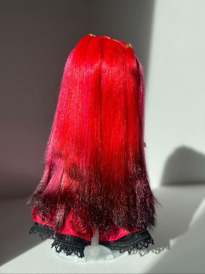 Rosy shadow High Rainbow High custom - photo numéro 7