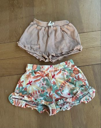 Lot 2 Shorts Taille 3 ans 