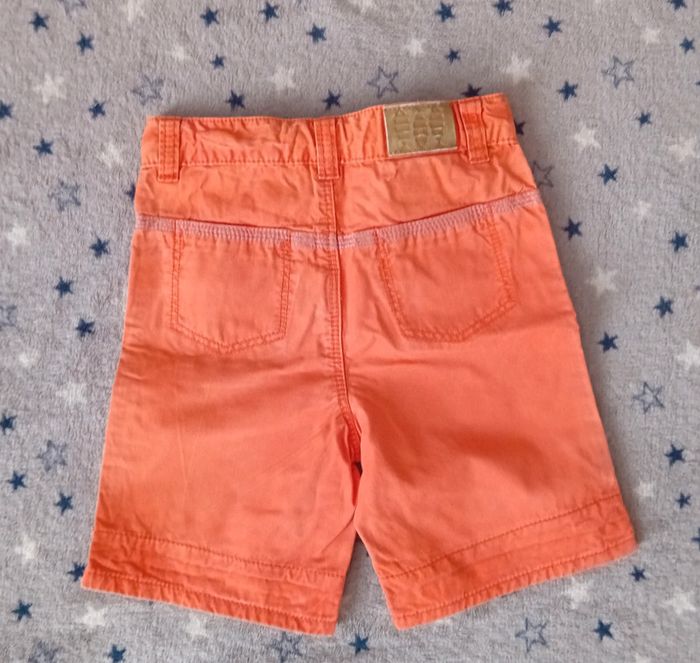 Short Okaïdi taille 23 mois en bon état - photo numéro 3