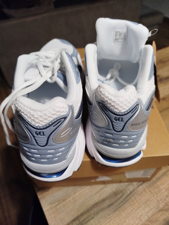 Basket asics  homme - photo numéro 4