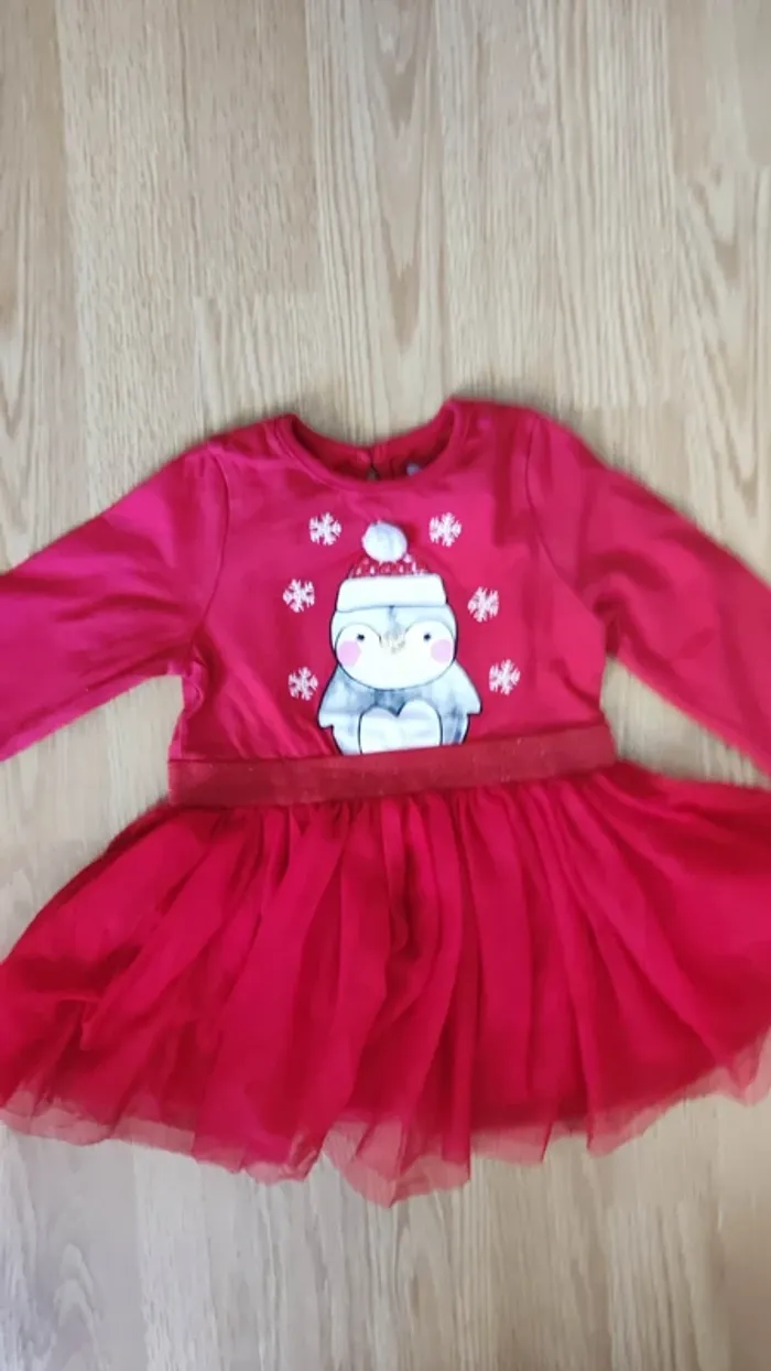 Robe rouge taille 80 cm - photo numéro 5