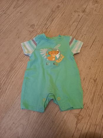 Combishort naissance disney