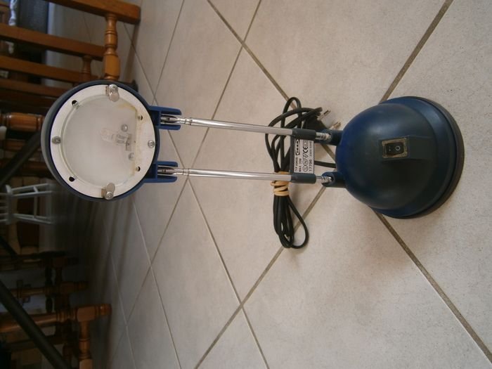 Lampe de bureau extensible bleu IKEA - photo numéro 2