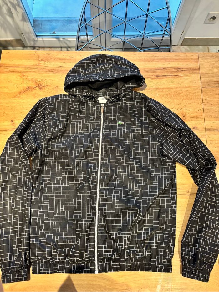 Veste coupe vent noire garçon Lacoste taille 16 ans
