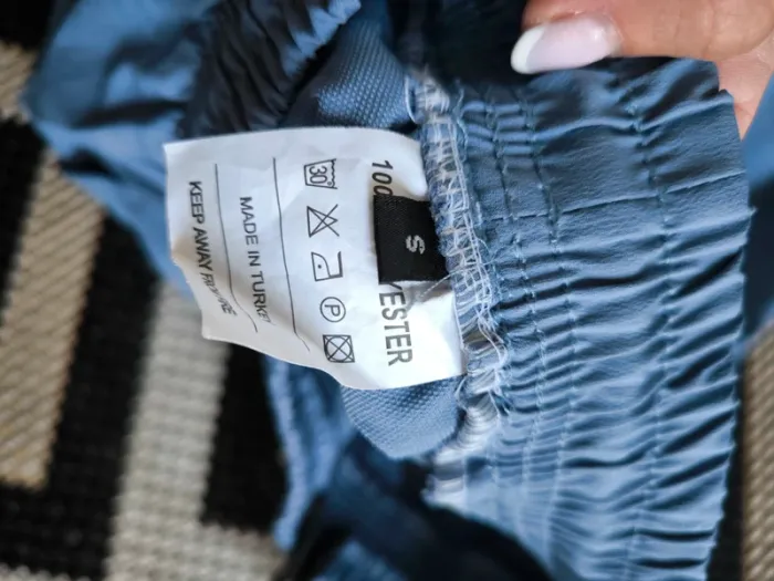 Pantalon jogging taille s comme neuf - photo numéro 4