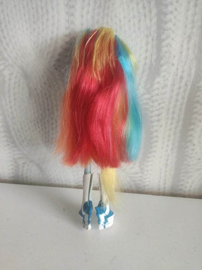 Poupée rainbow my little poney Equestria girls - photo numéro 2