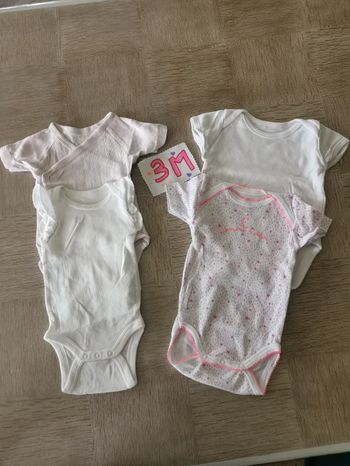 Lot body bodies été 3 mois réf 3M A