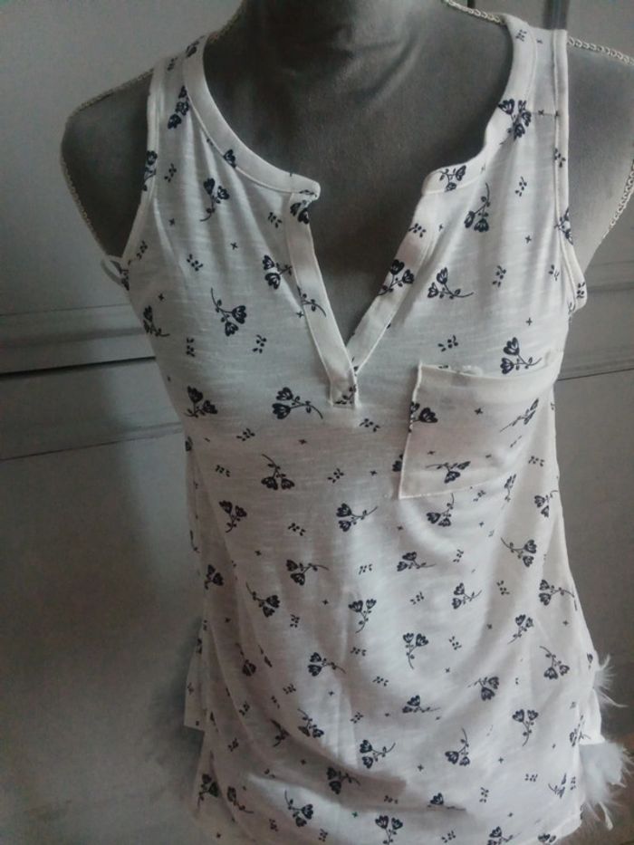 Débardeur kiabi taille 36 - photo numéro 2