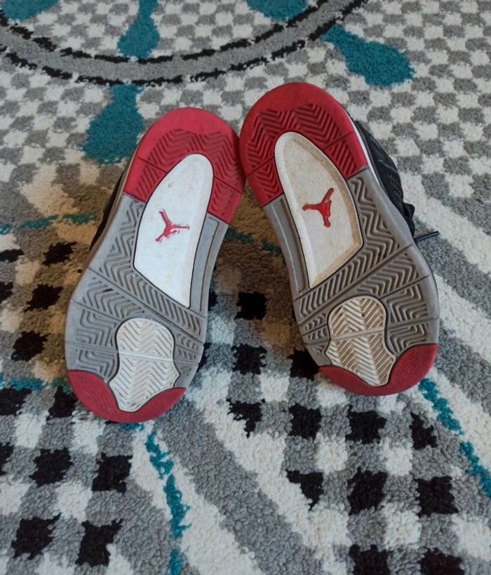 Basket Air Jordan 4 Retro - Taille 27 - photo numéro 4