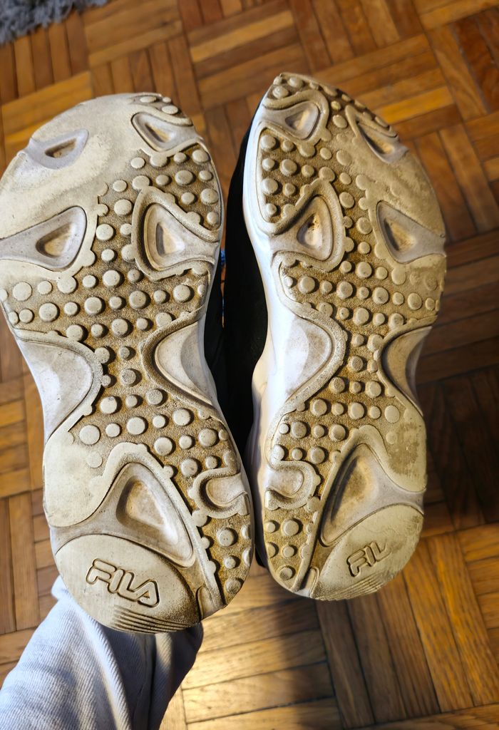 Baskets FILA noires - photo numéro 4