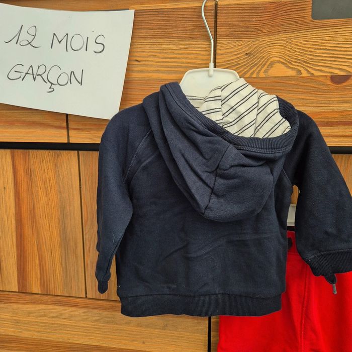 Ensemble 12 mois - photo numéro 2