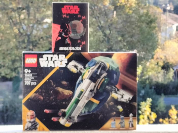 Lego star wars le vaisseau Jango fett et agenda