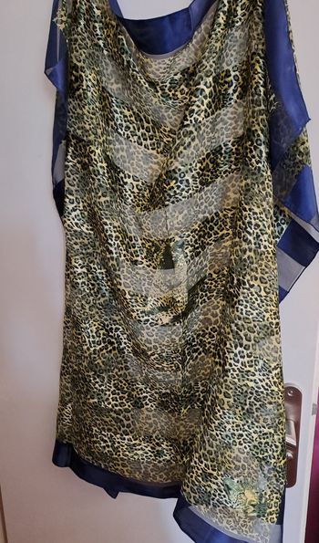 Foulard Léopard NEUF