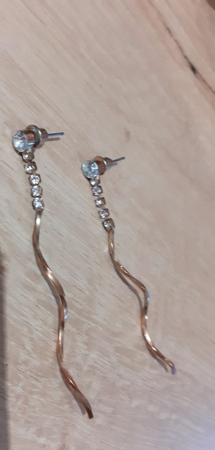 Boucle d'oreille doré