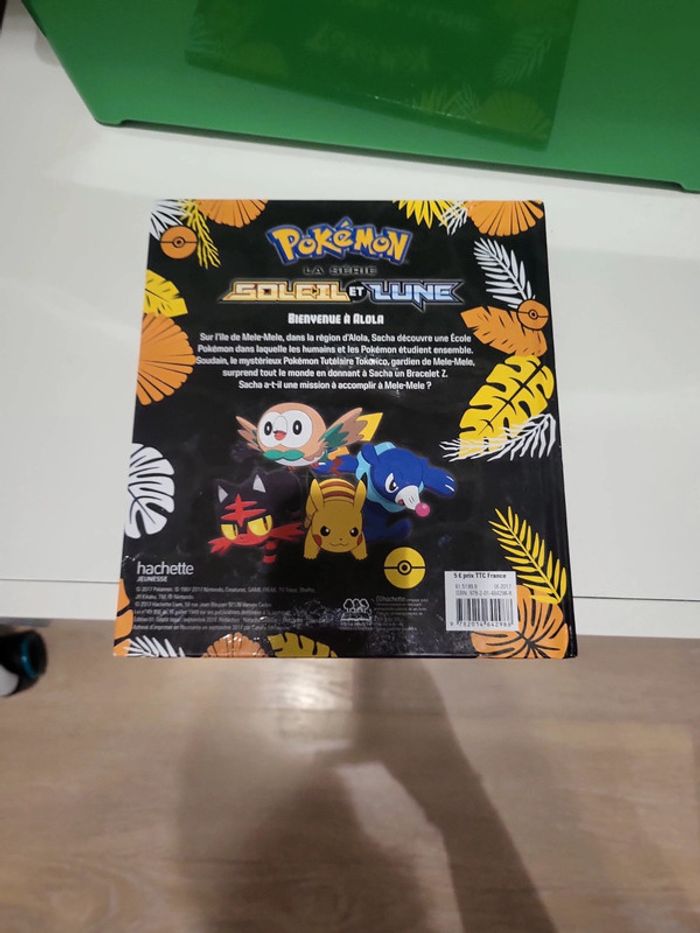 Livre pokemon soleil de lune - photo numéro 2