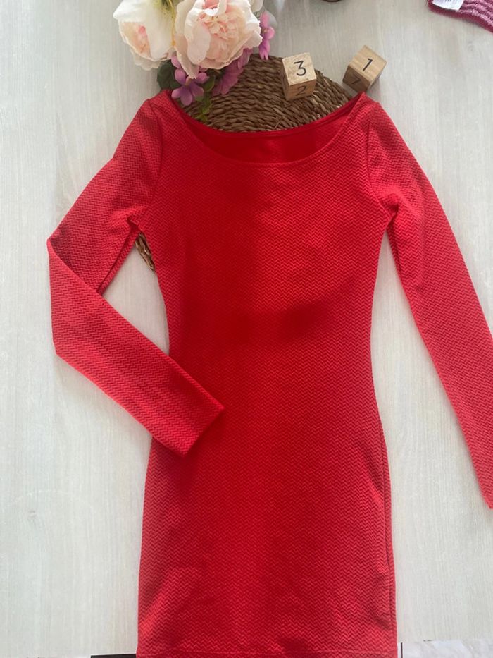 Robe rouge - photo numéro 2