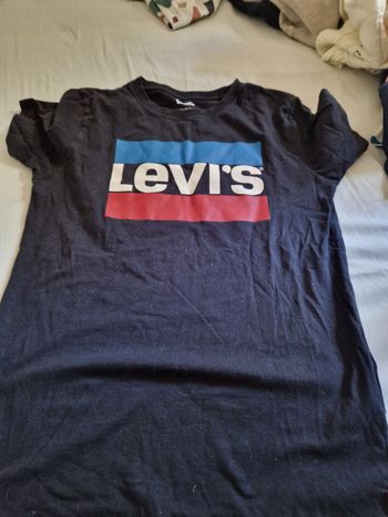 Tee shirt